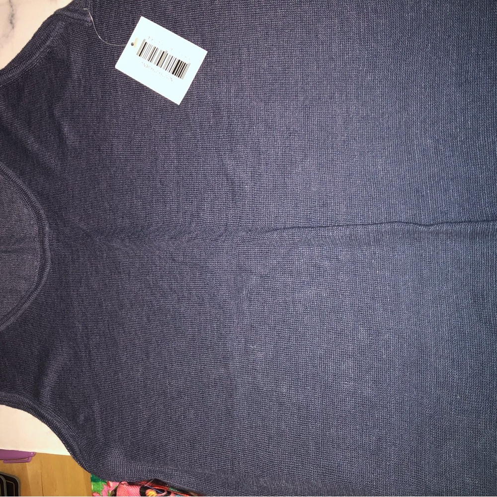 Neiman Marcus sleeves linen top in denim blue color L